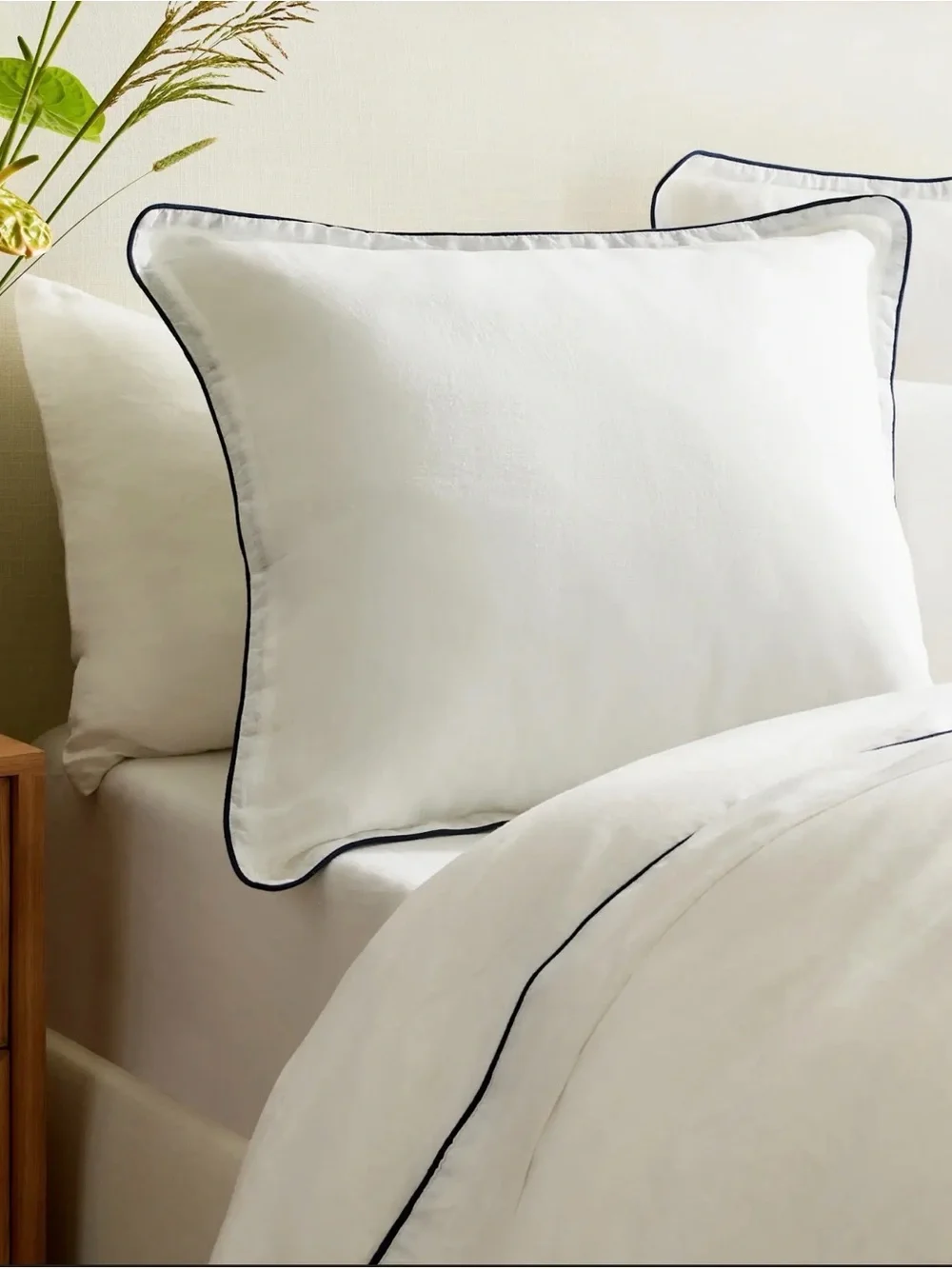 Quince European Linen  Euro Pillow Sham with Navy Piping 26x26